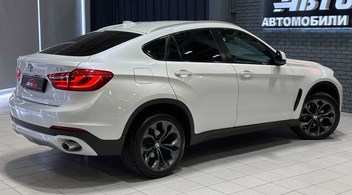 BMW X6 - фото 6
