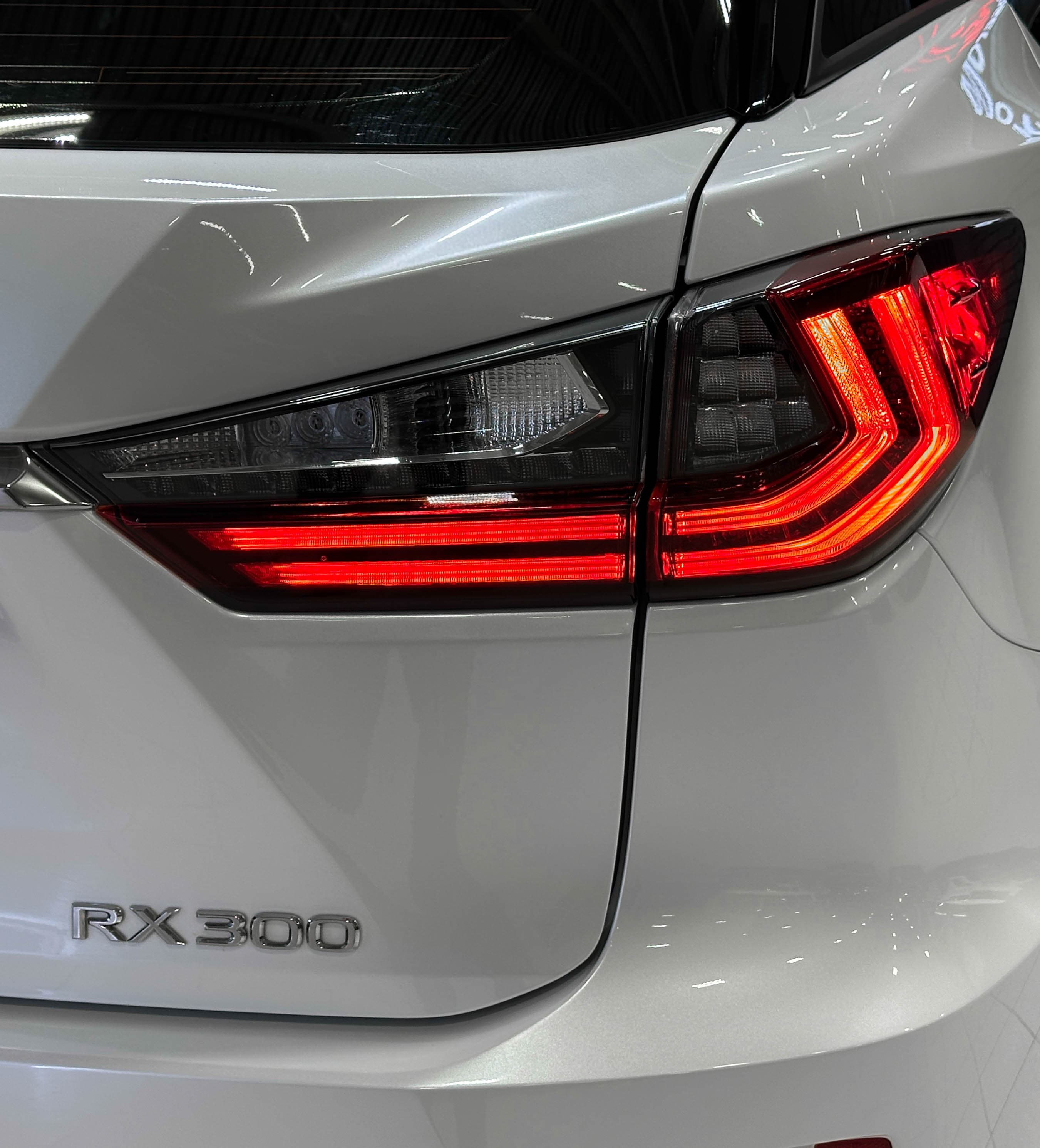Lexus RX300 - фото 8