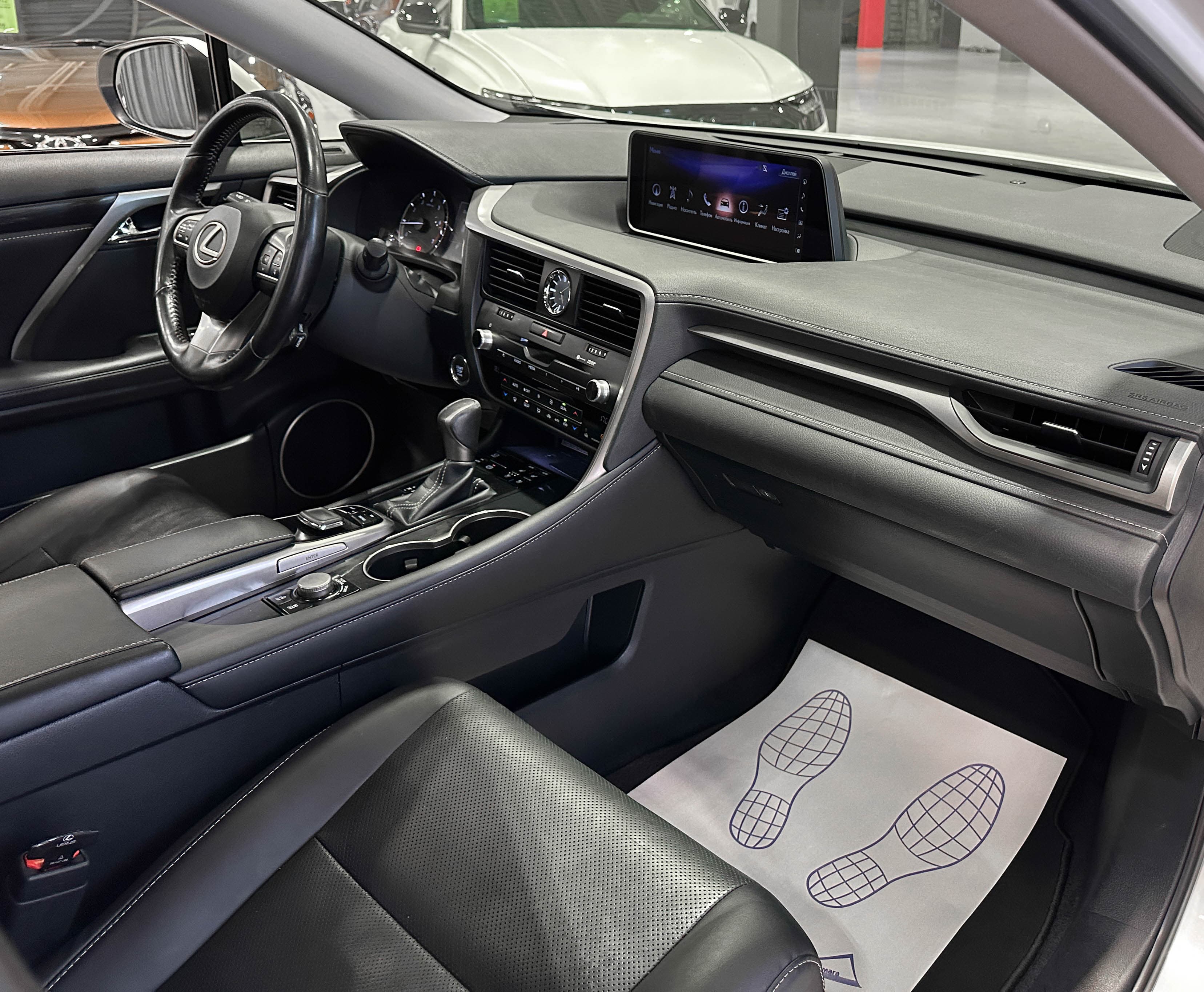 Lexus RX300 - фото 17