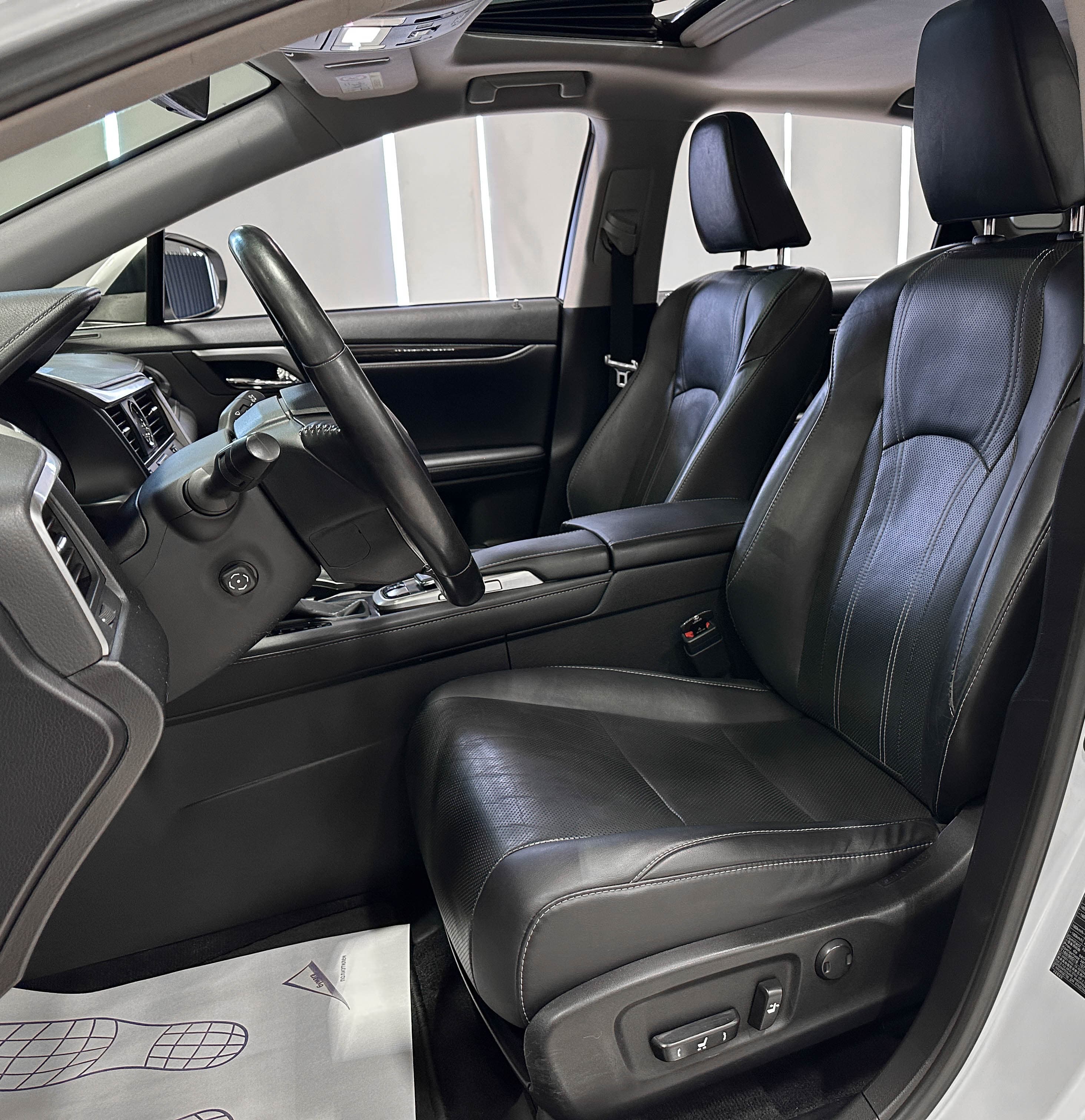 Lexus RX300 - фото 11