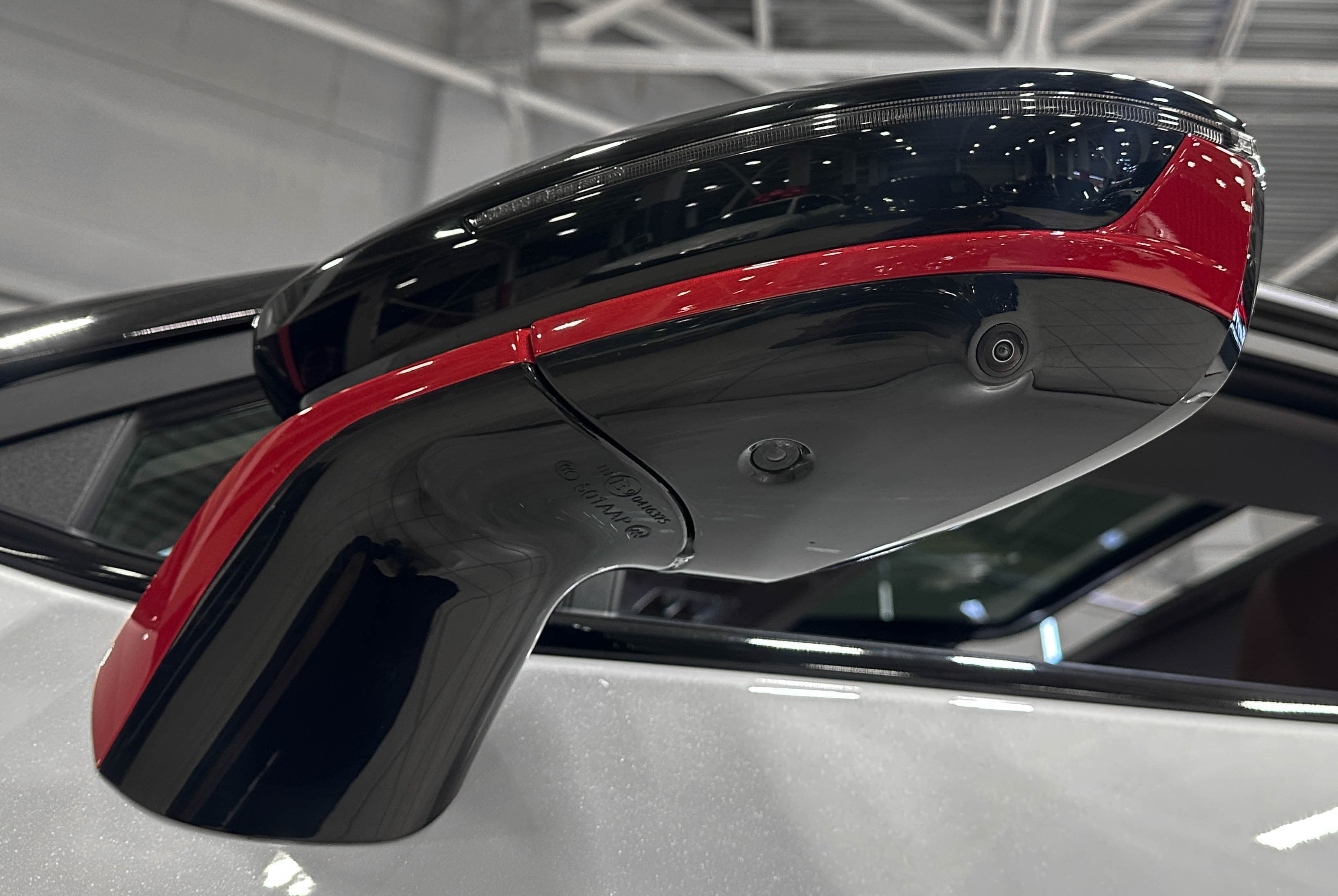 Omoda C5 - фото 31