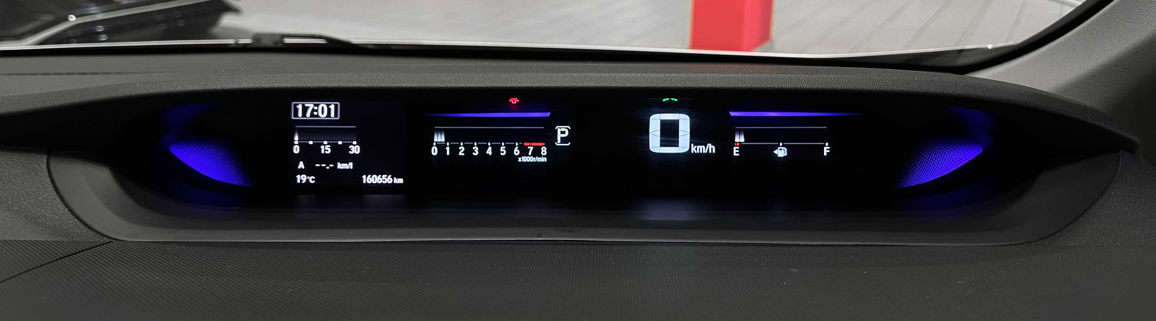 Honda Stepwgn - фото 24