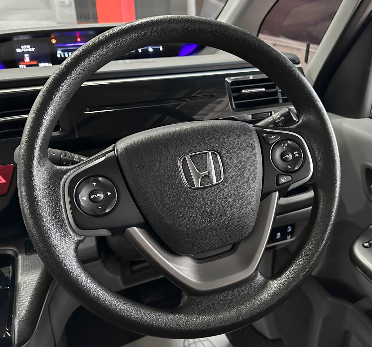 Honda Stepwgn - фото 30