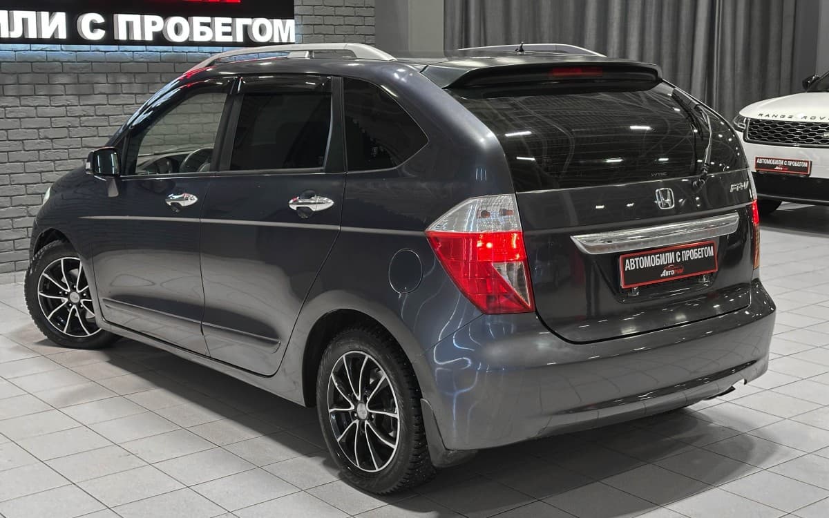 Honda FR-V - фото 9