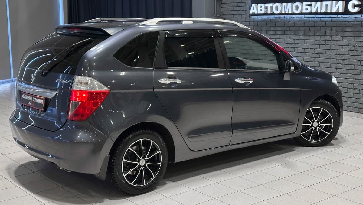 Honda FR-V - фото 6