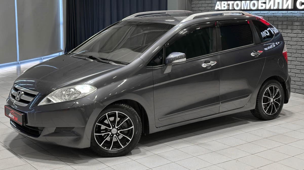 Honda FR-V - 2