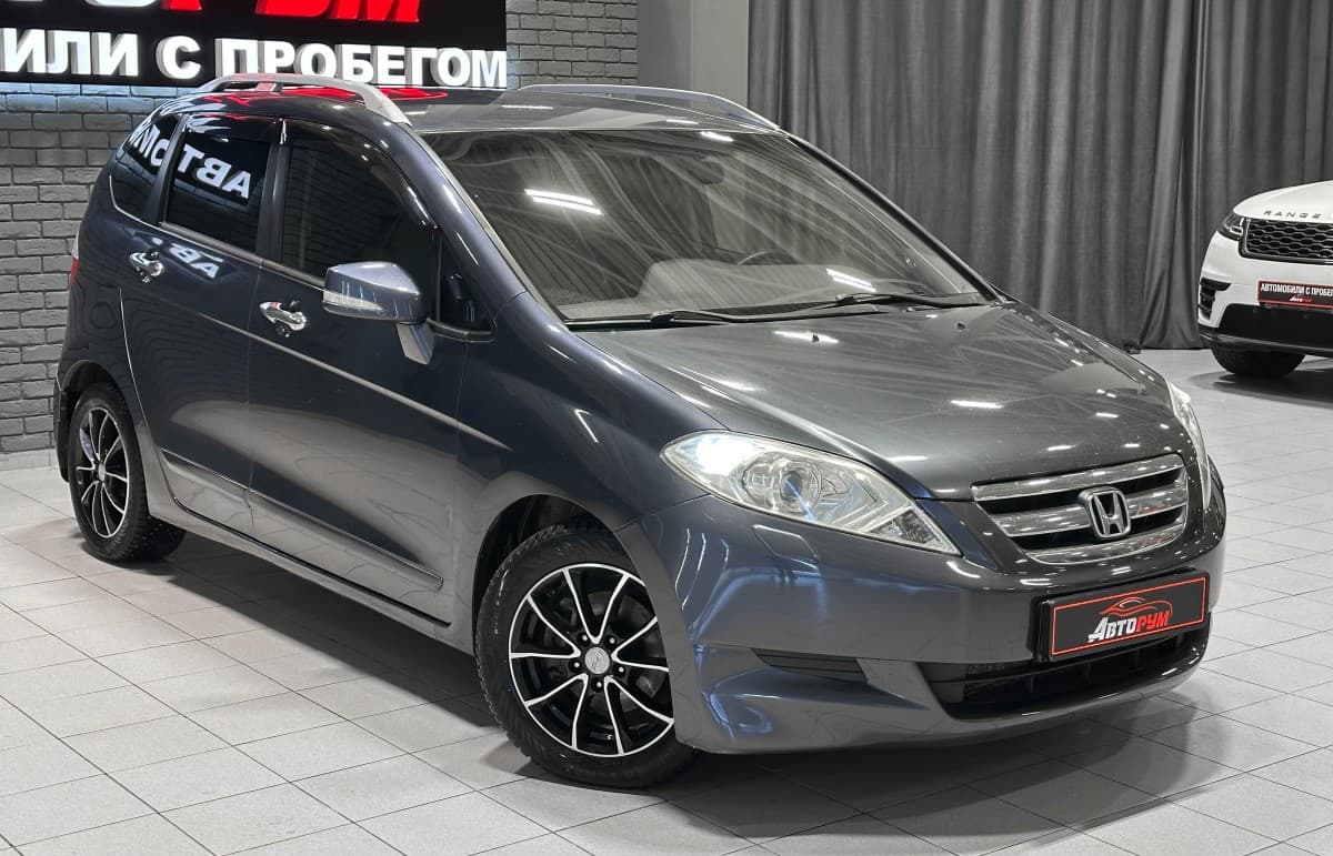 Honda FR-V - 5