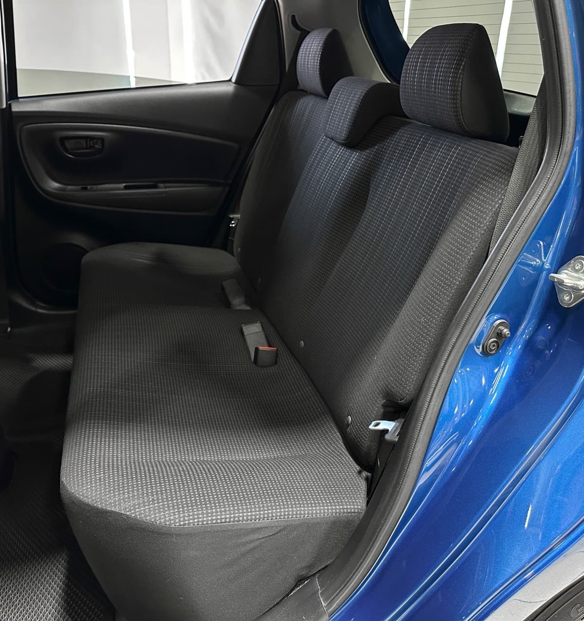 Toyota Vitz - фото 14