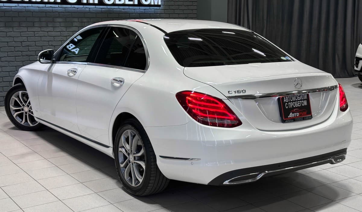 Mercedes-Benz C180 - фото 9