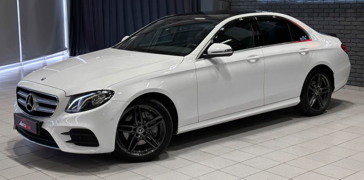 Mercedes-Benz E 200 - 2