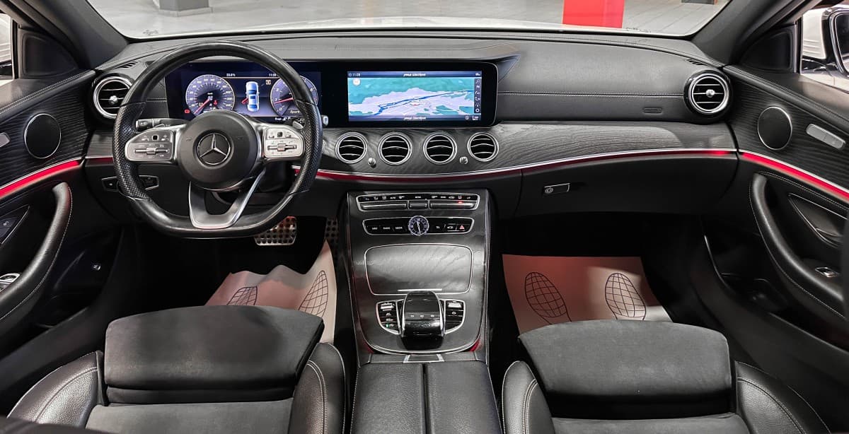 Mercedes-Benz E 200 - фото 30