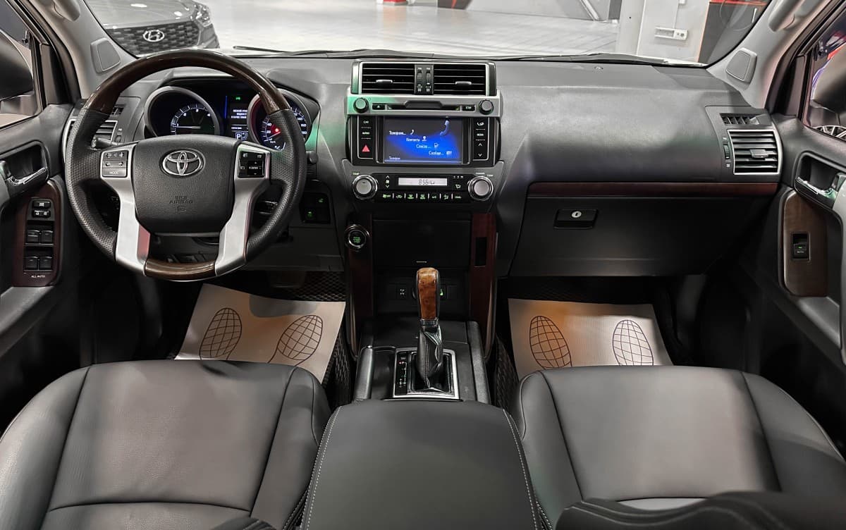 Toyota Land Cruiser Prado - фото 30