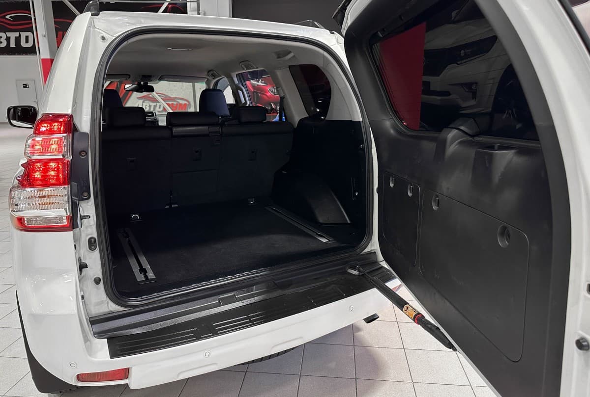 Toyota Land Cruiser Prado - фото 15