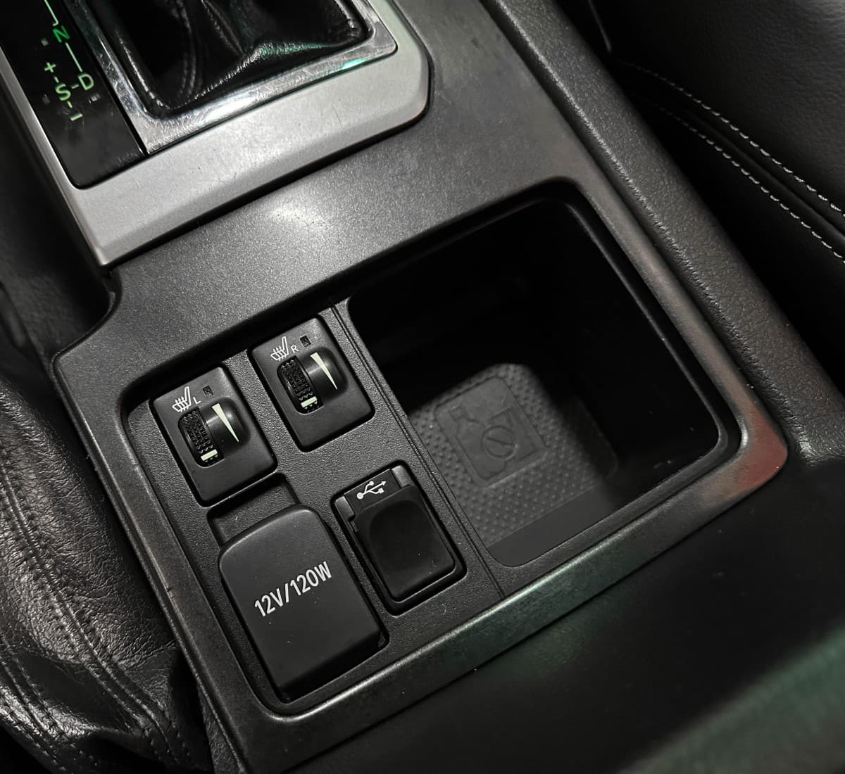 Toyota Land Cruiser Prado - фото 25
