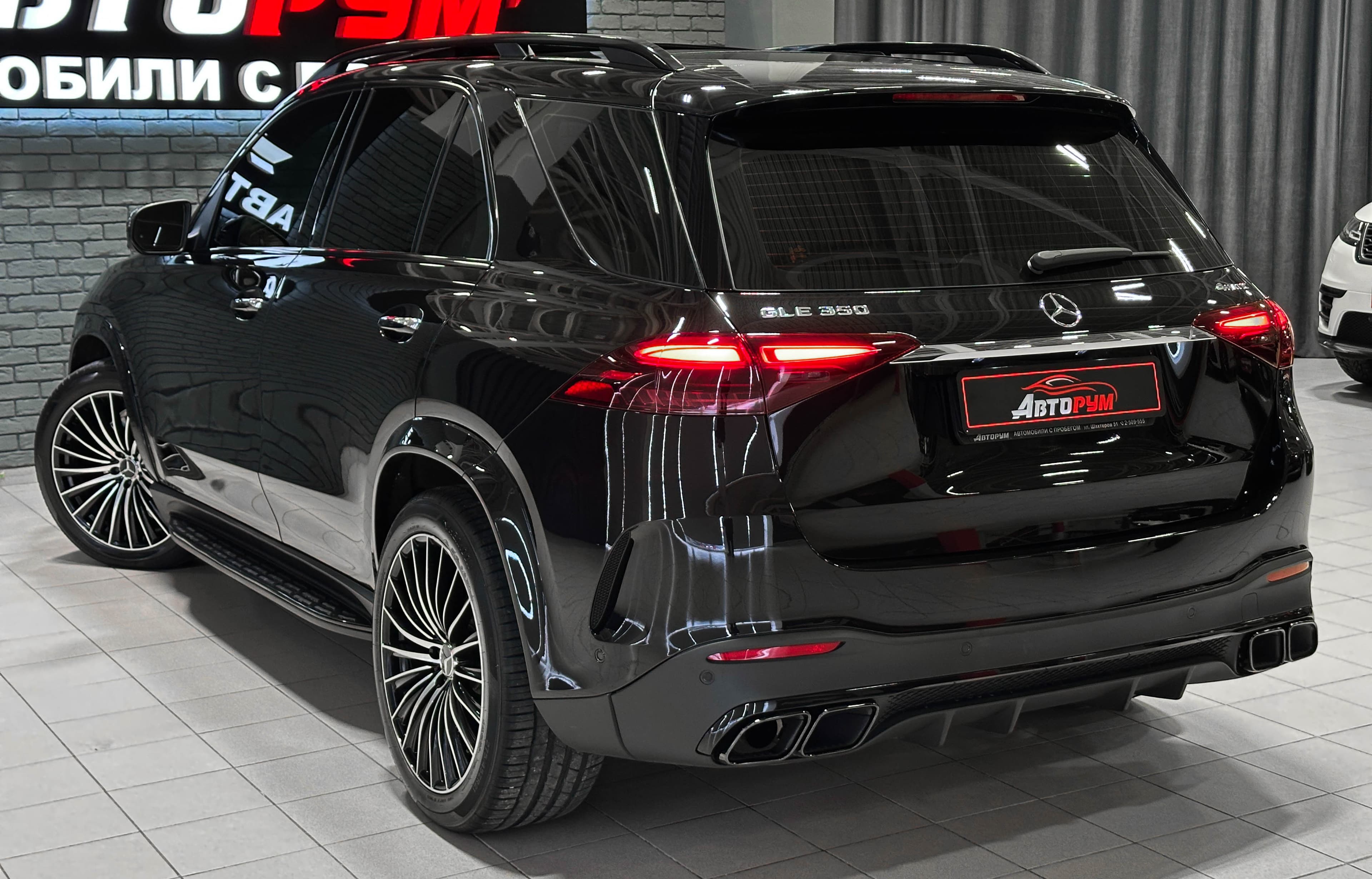 Mercedes-Benz GLE - фото 10