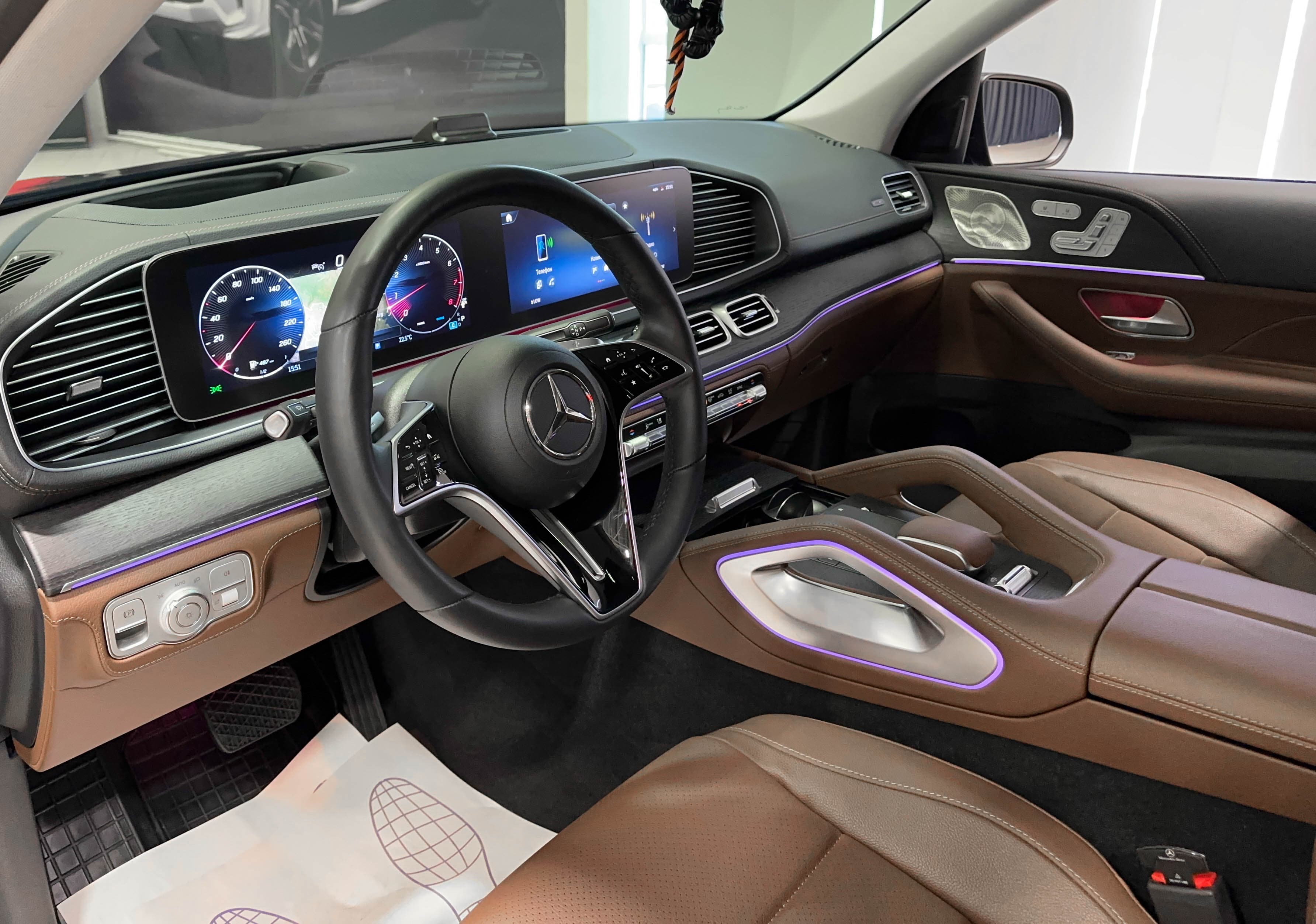 Mercedes-Benz GLE - фото 11