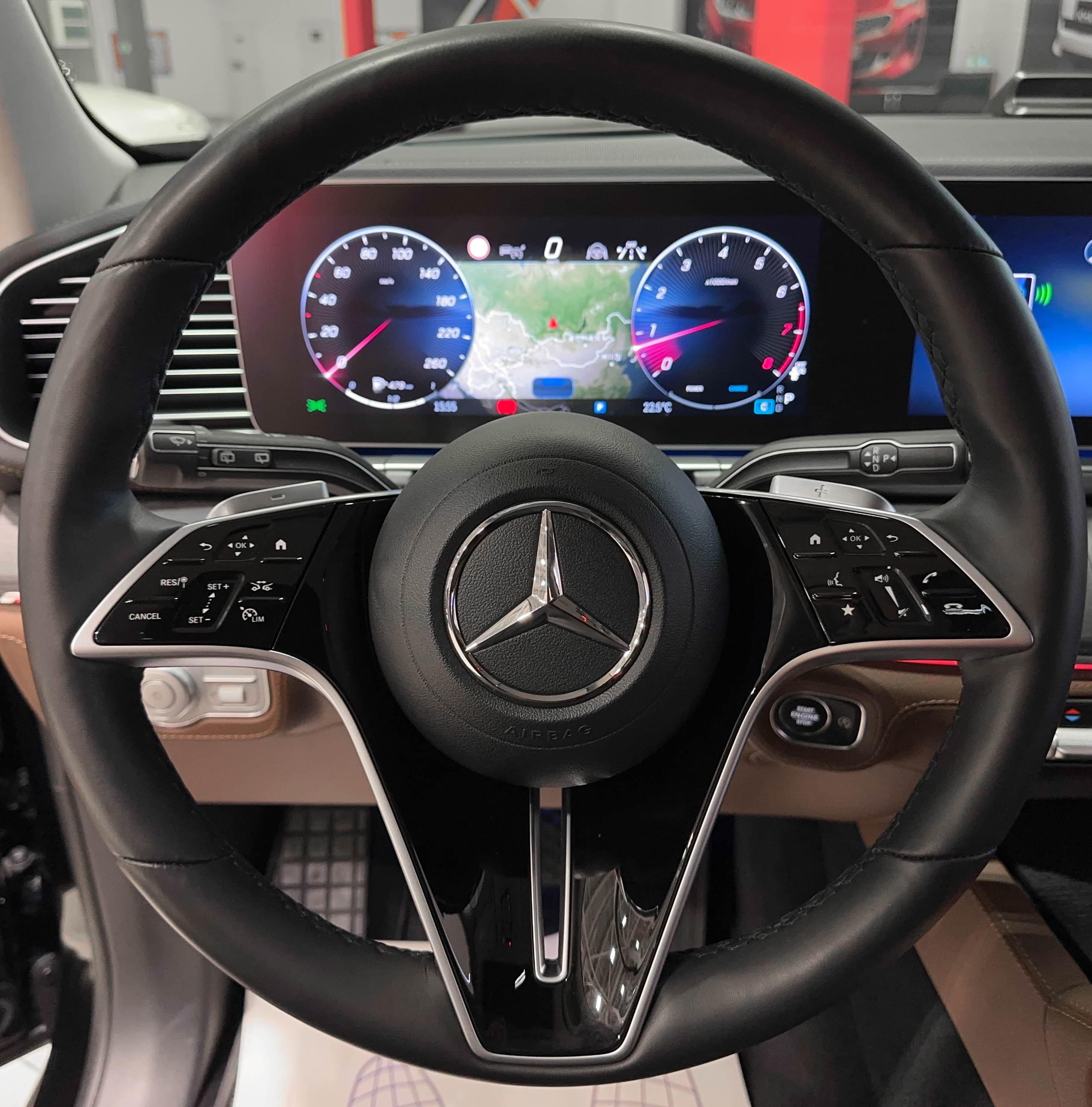Mercedes-Benz GLE - фото 37
