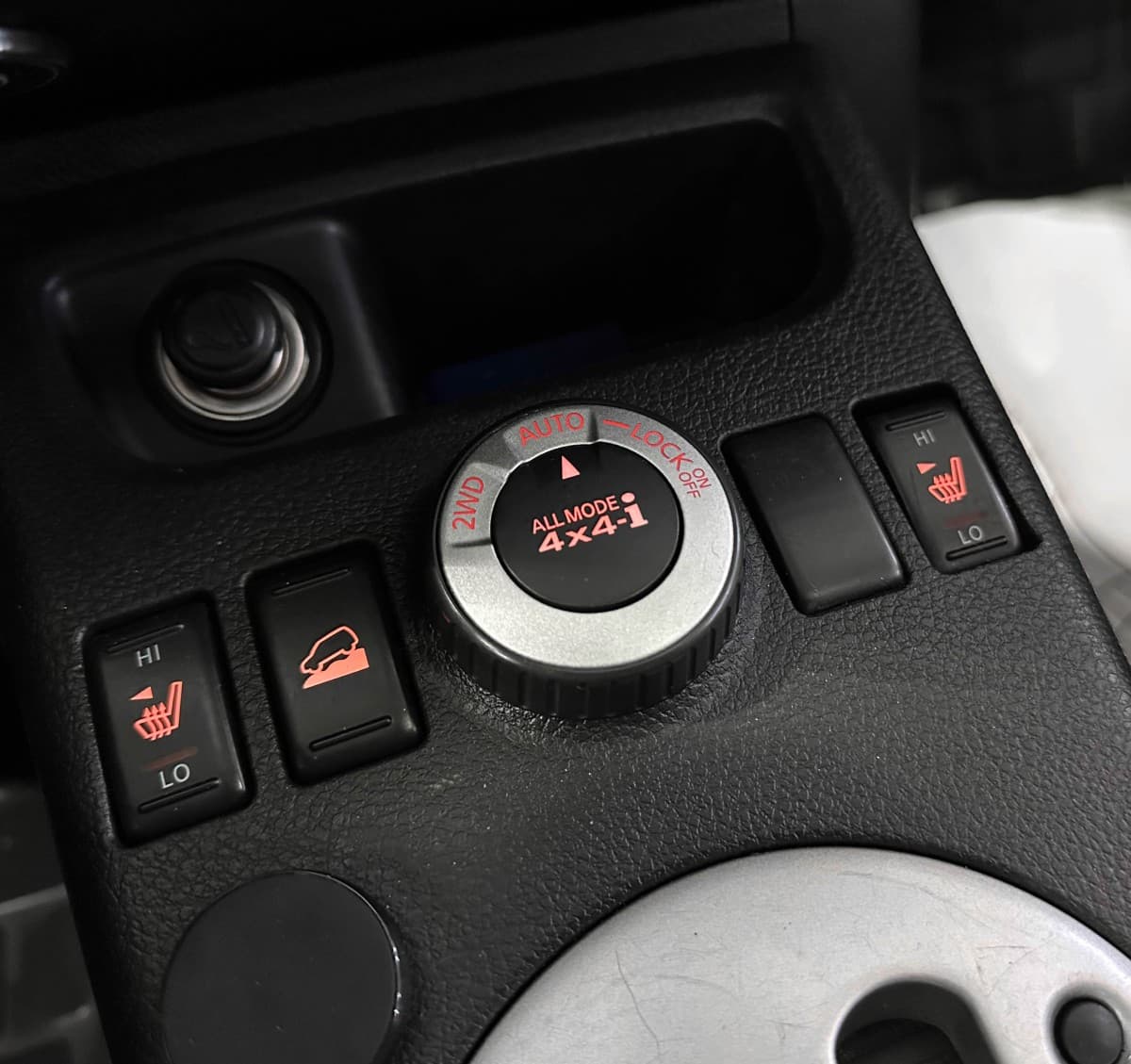 Nissan X-Trail - фото 25
