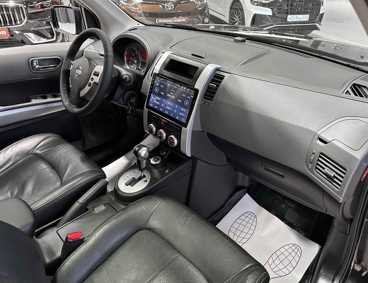 Nissan X-Trail - фото 11