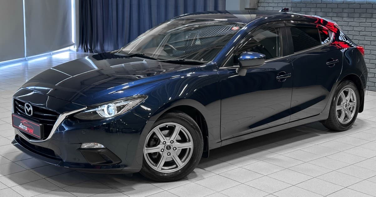 Mazda Axela - 2