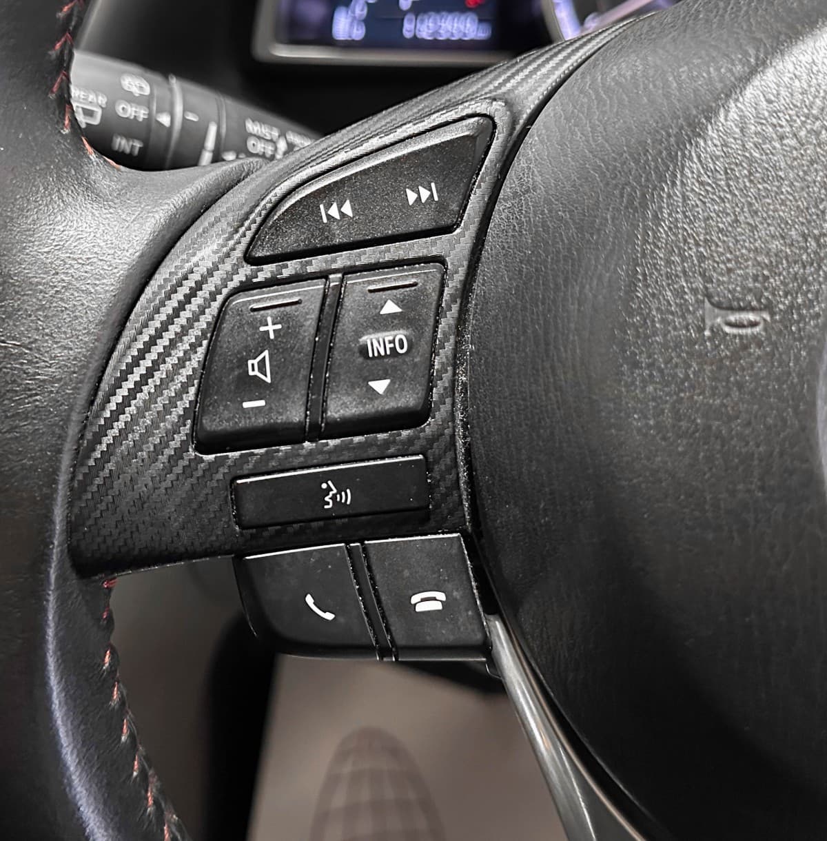 Mazda Axela - фото 20