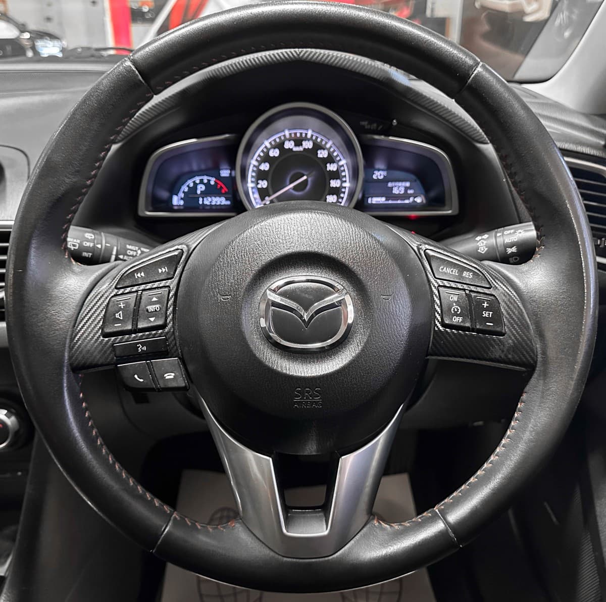 Mazda Axela - фото 27