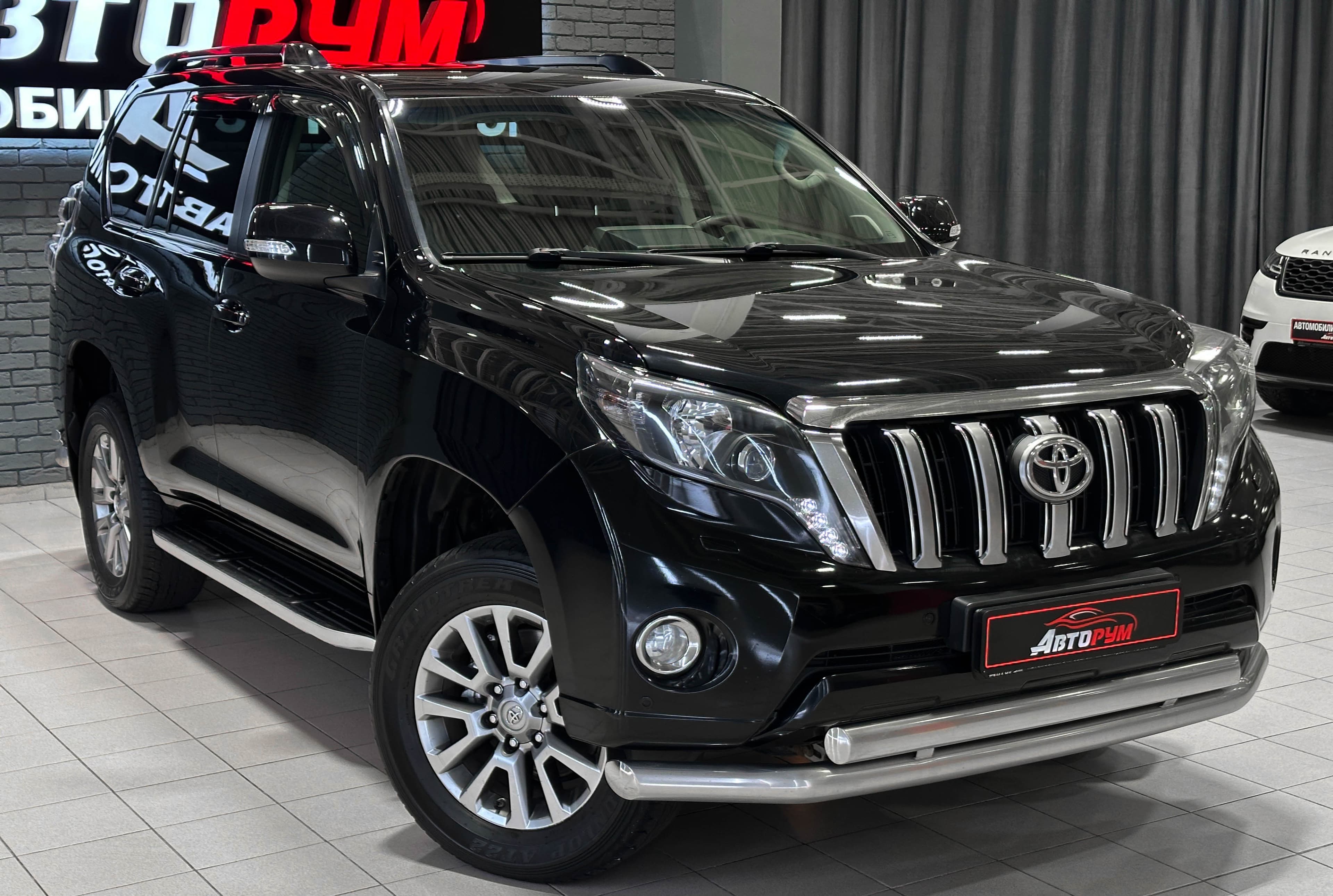 Toyota Land Cruiser Prado - 5