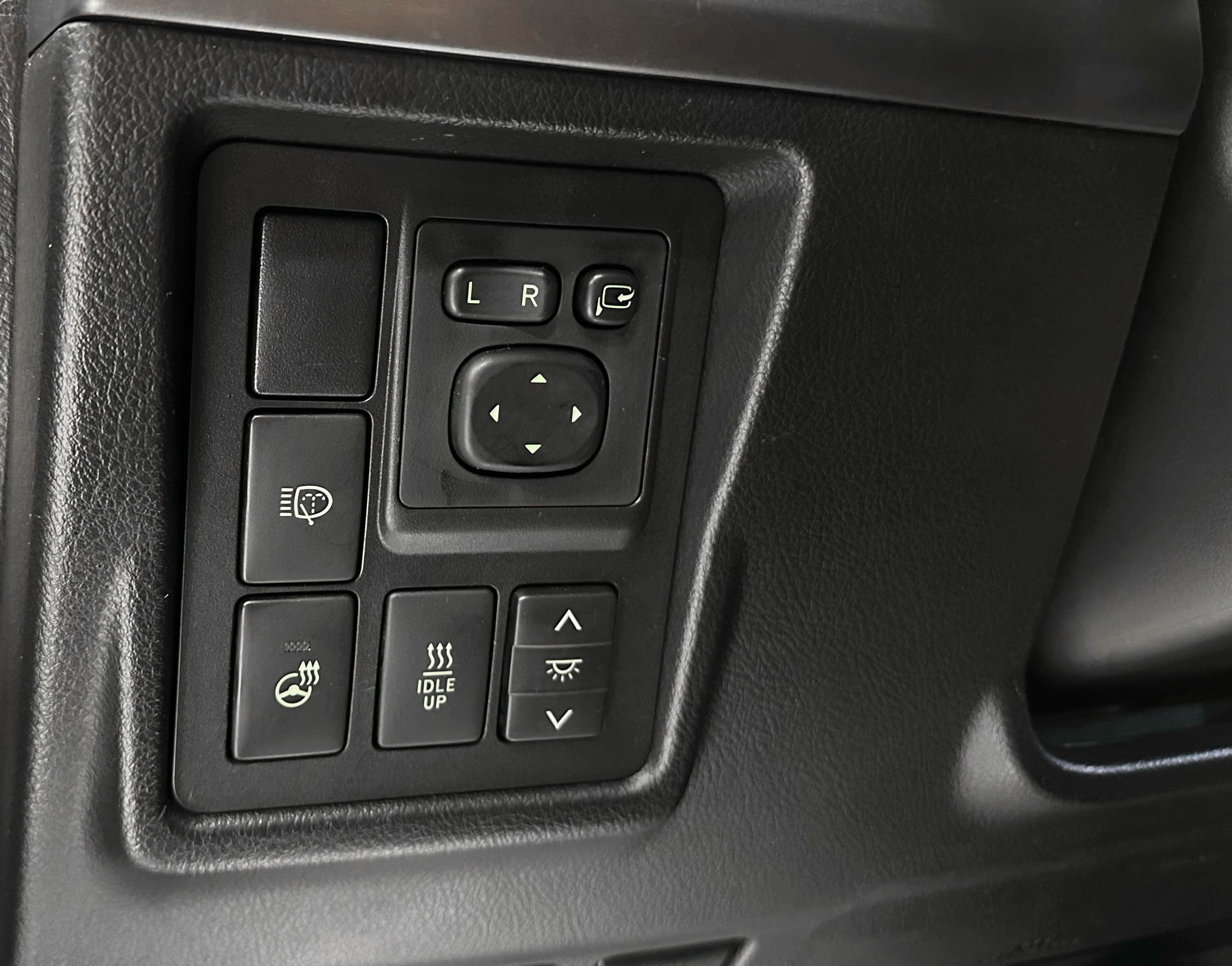 Toyota Land Cruiser Prado - фото 18