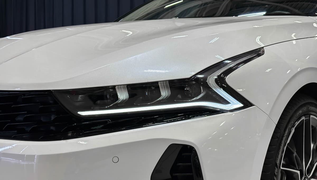 Kia K5 - 4
