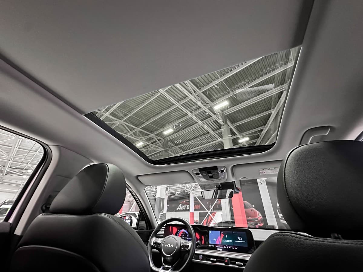 Kia K5 - фото 29