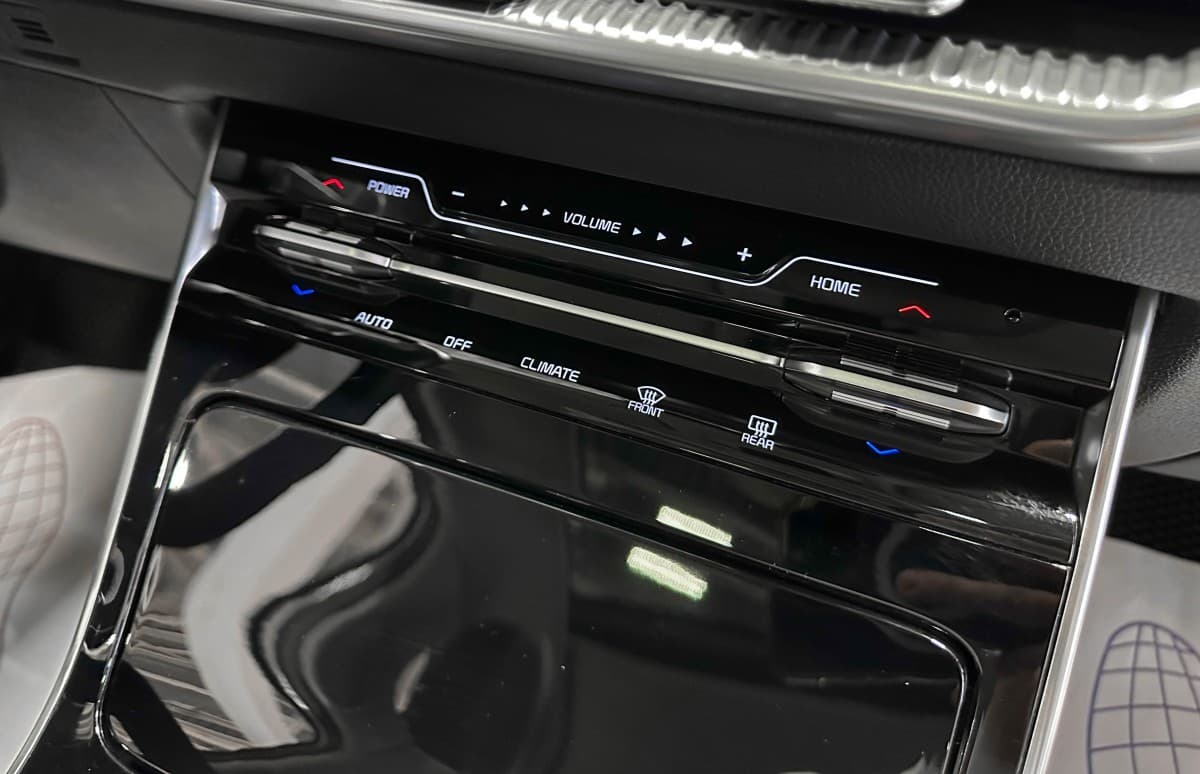 Kia K5 - фото 27