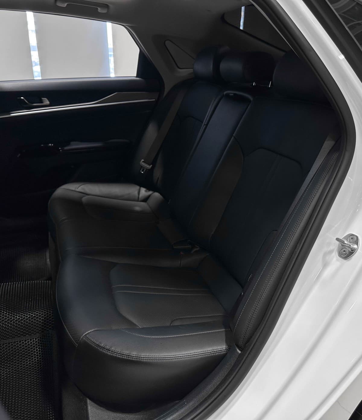 Kia K5 - фото 16