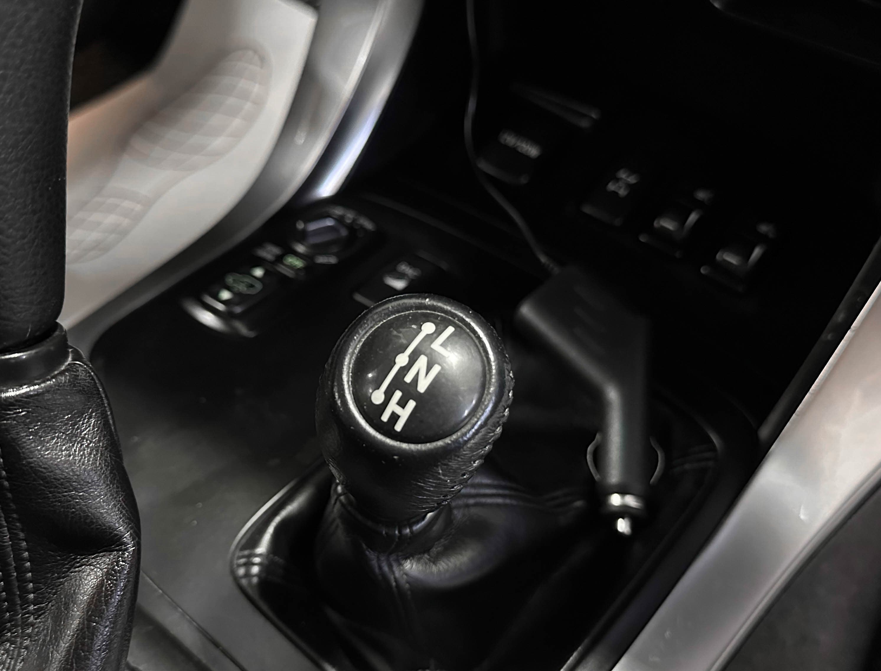 Toyota Land Cruiser 120 (Prado) - фото 23