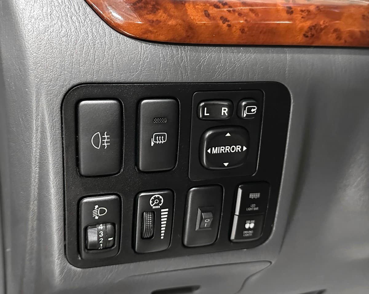 Toyota Land Cruiser 120 (Prado) - фото 19
