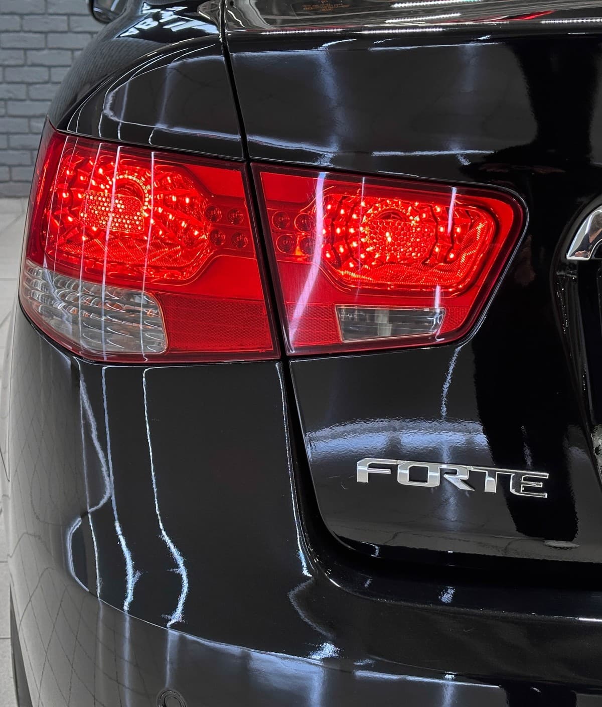 Kia Forte - фото 8