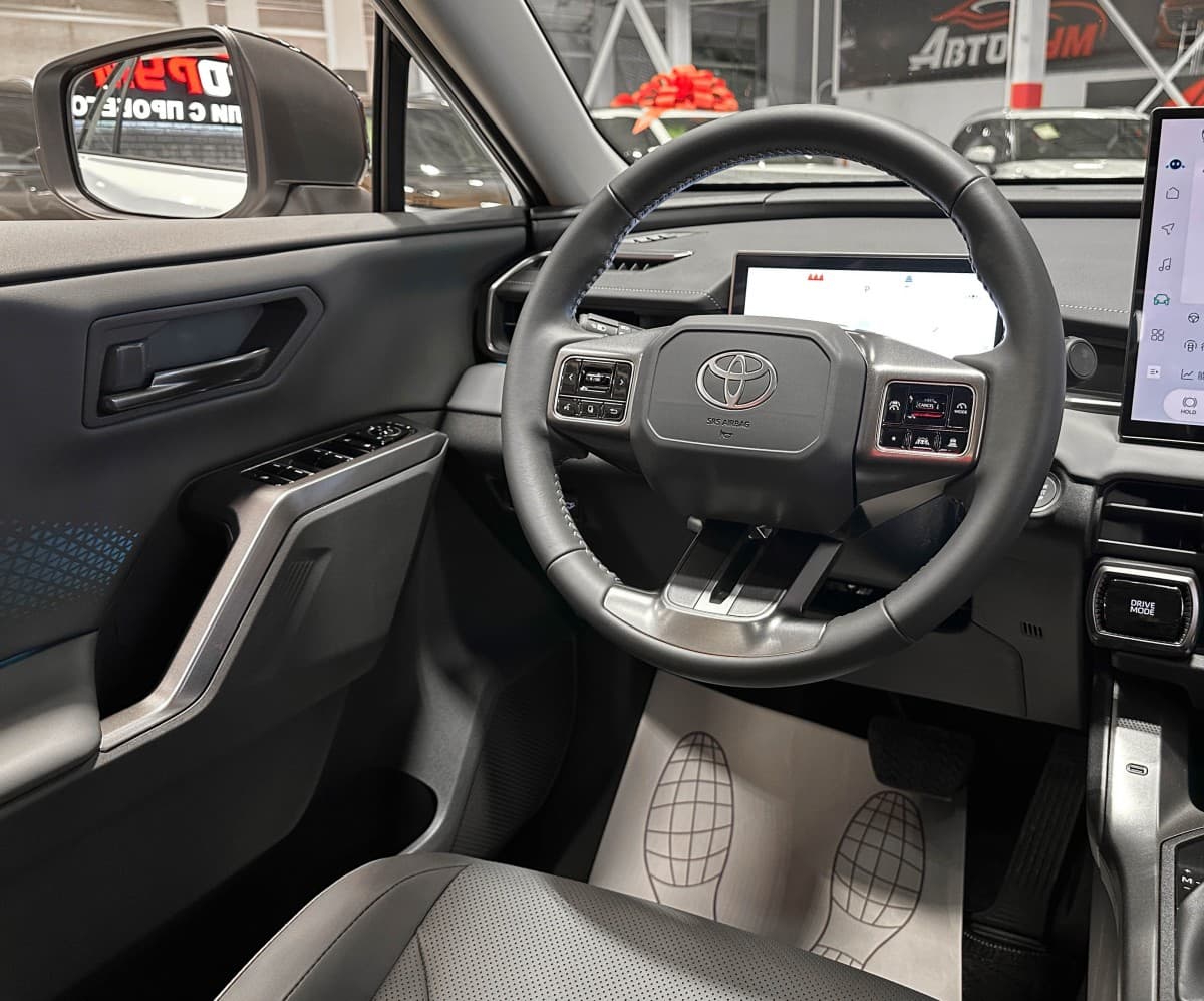 Toyota RAV4 - фото 32