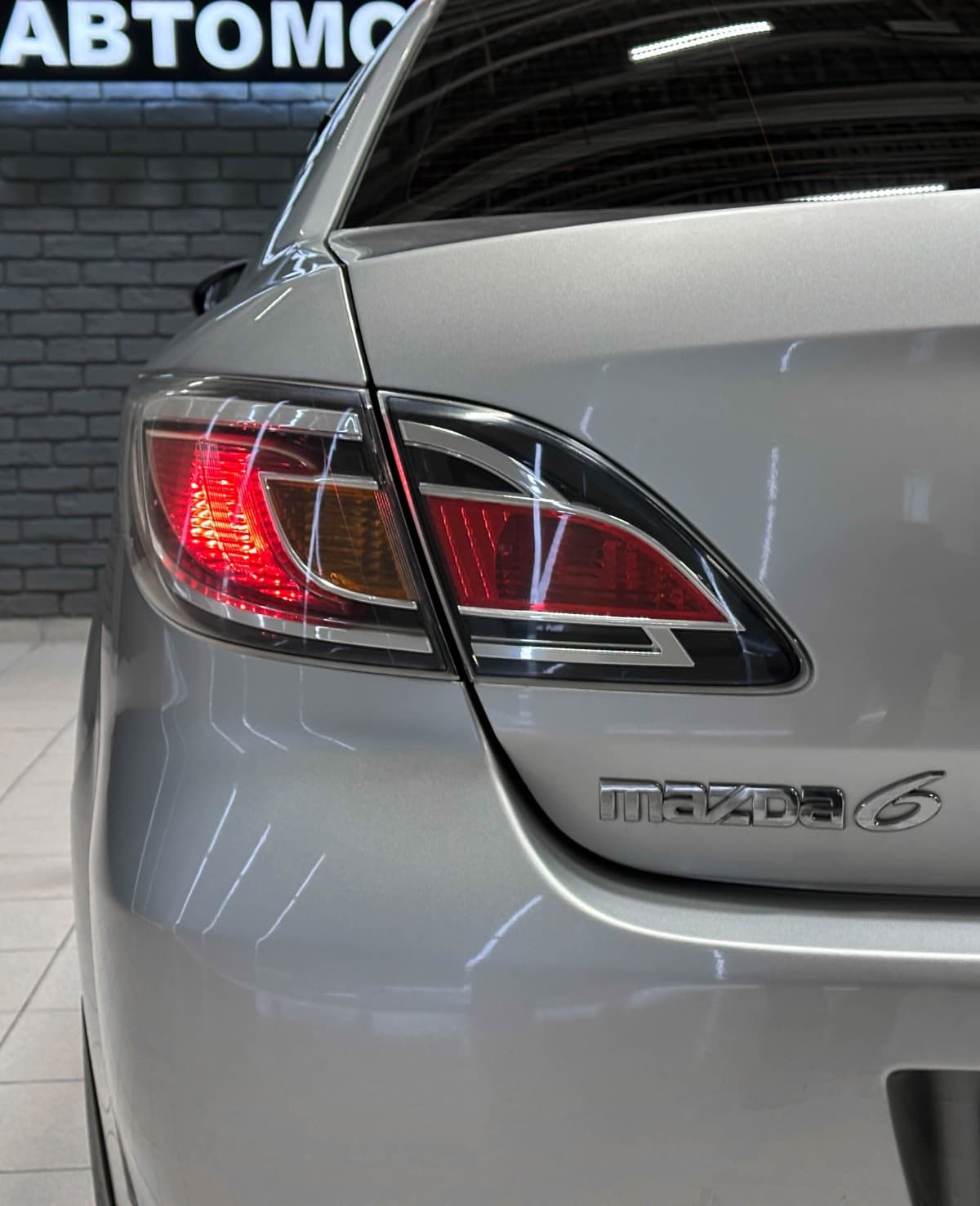Mazda 6 - фото 8