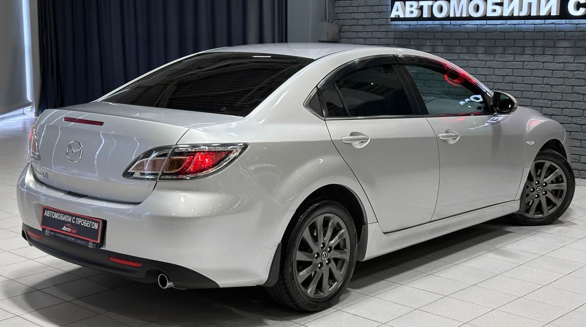 Mazda 6 - фото 6