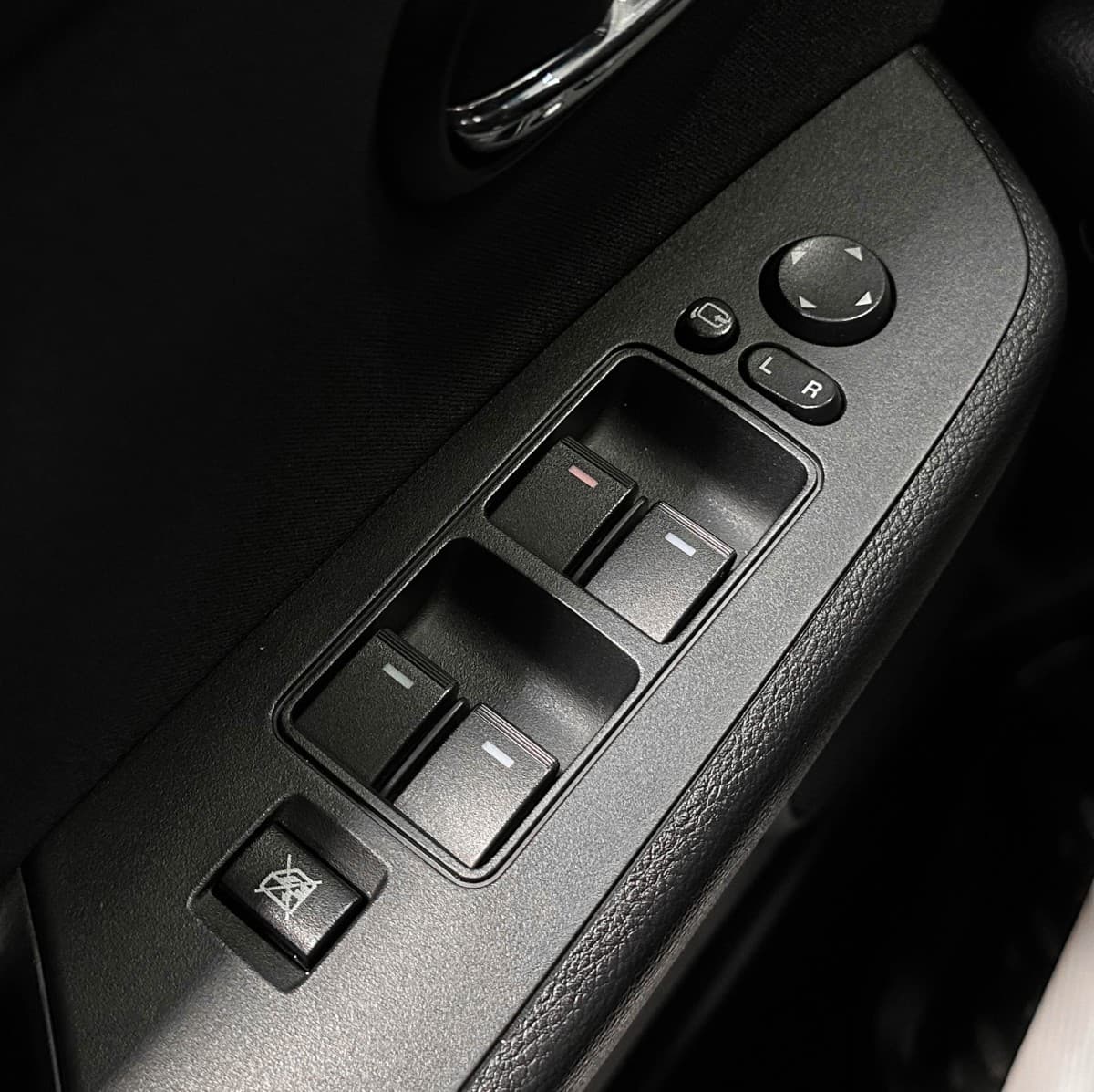 Mazda 6 - фото 16