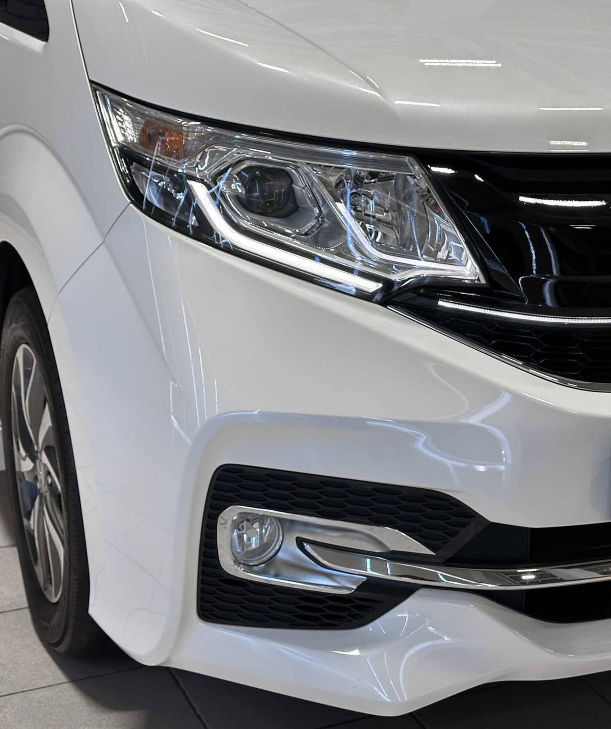 Honda Stepwgn Spada - 4