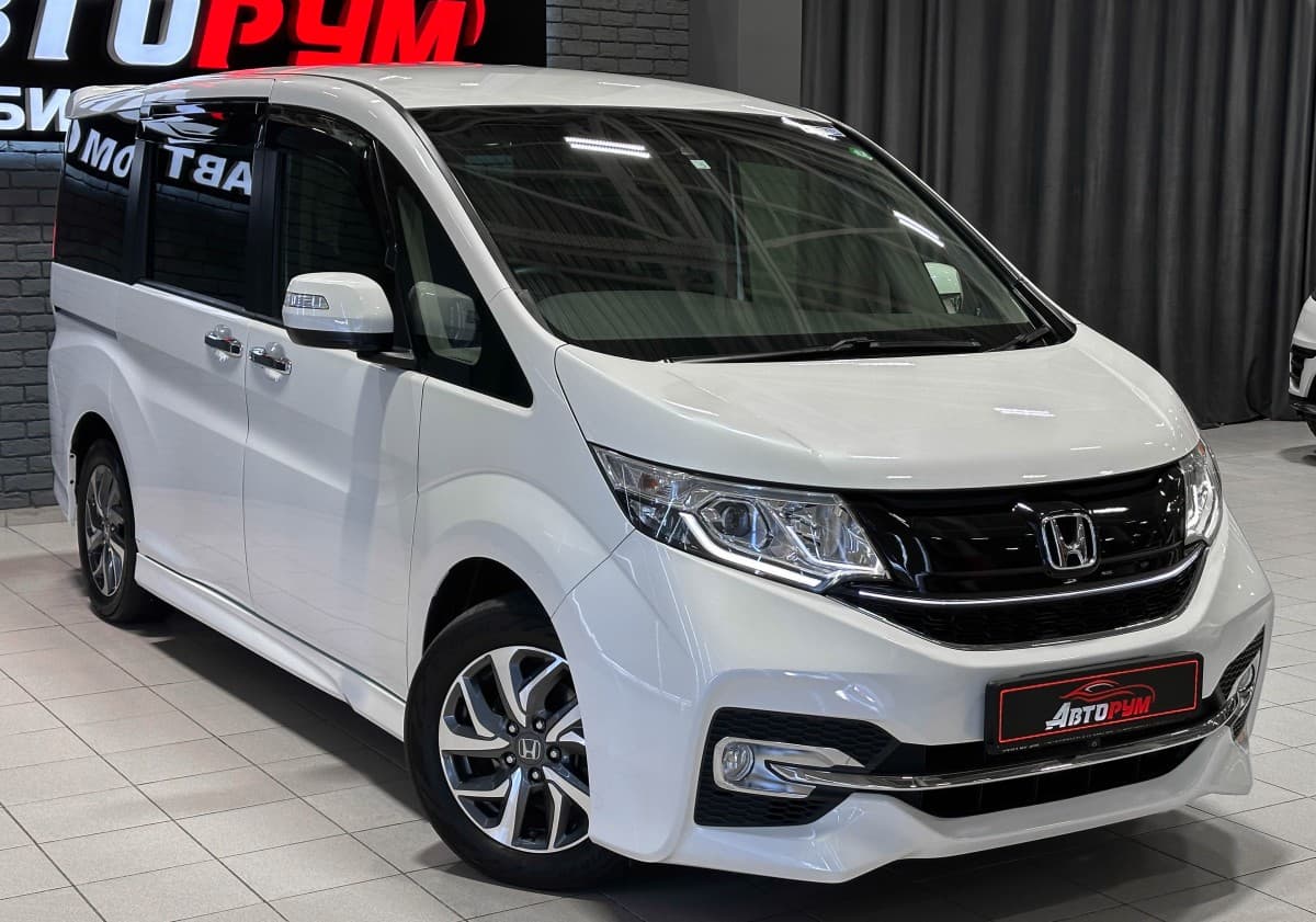 Honda Stepwgn Spada - 5