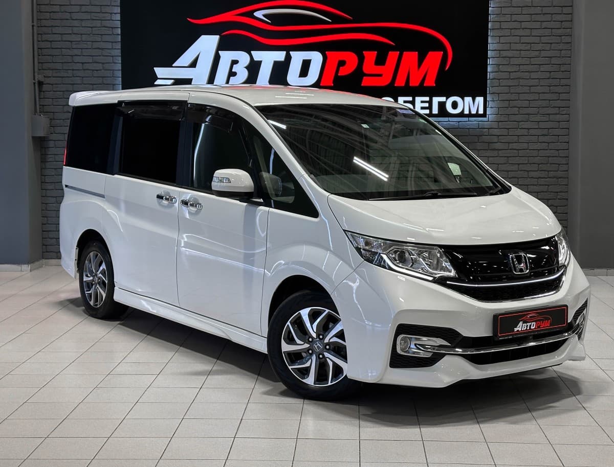 Honda Stepwgn Spada - 1