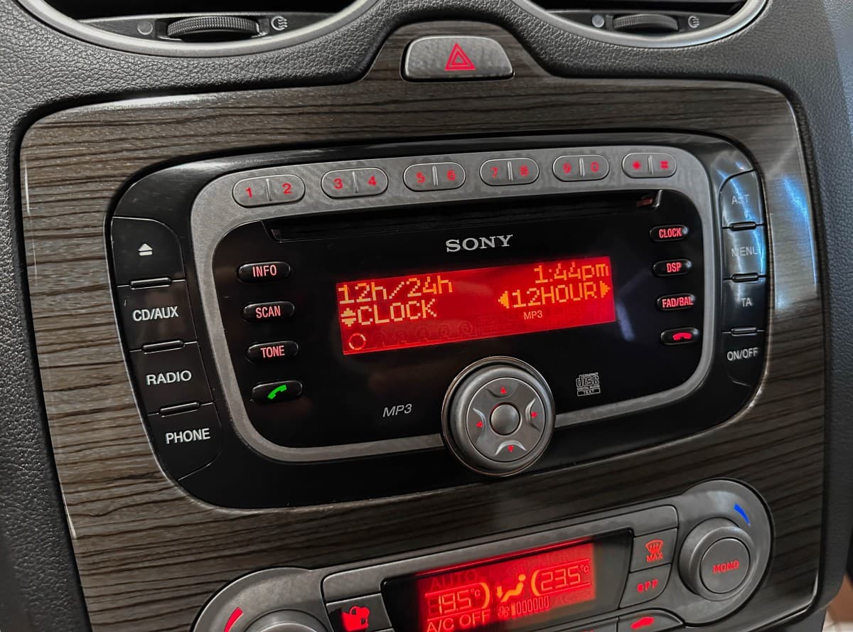 Ford Focus - фото 22