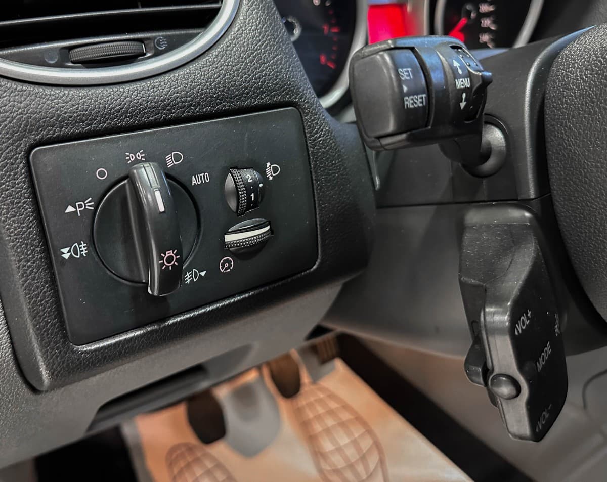 Ford Focus - фото 18