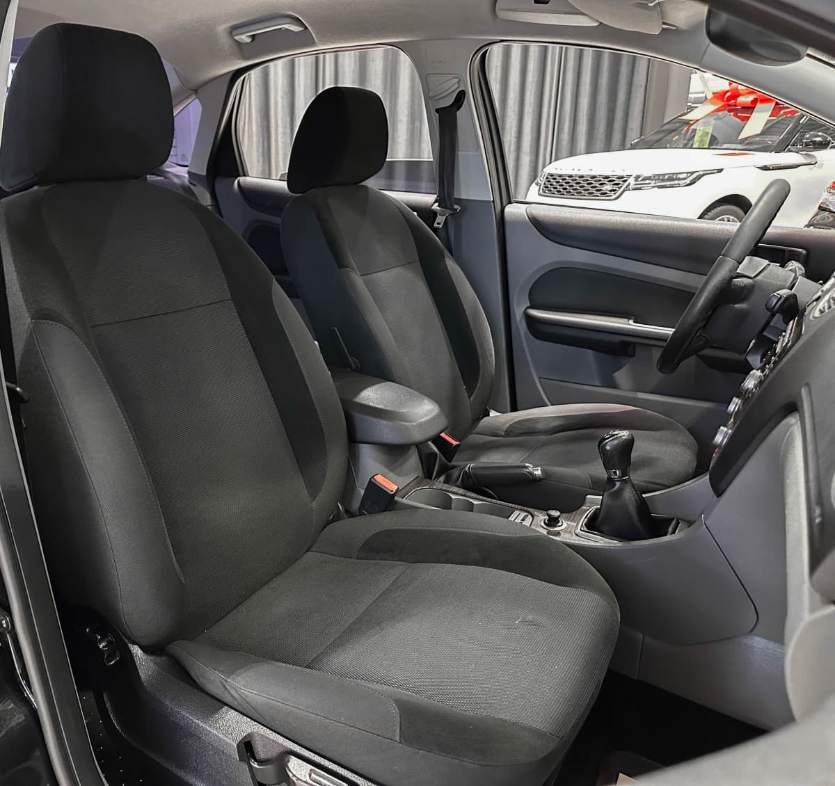 Ford Focus - фото 15