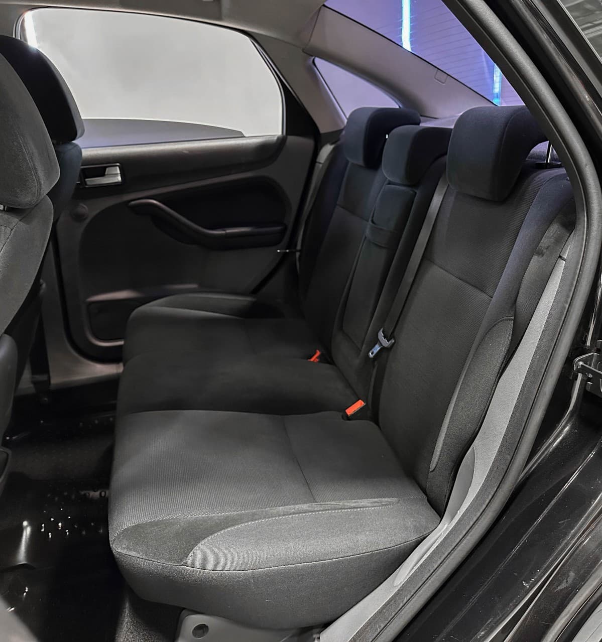 Ford Focus - фото 12