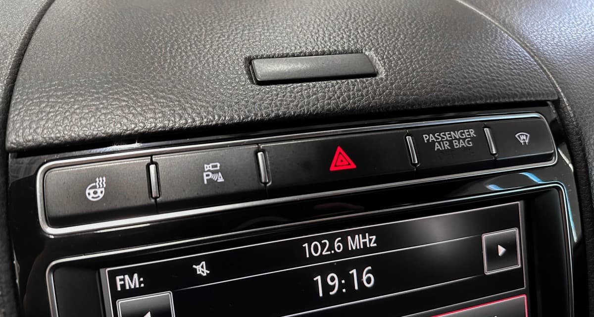 Volkswagen Touareg - фото 25