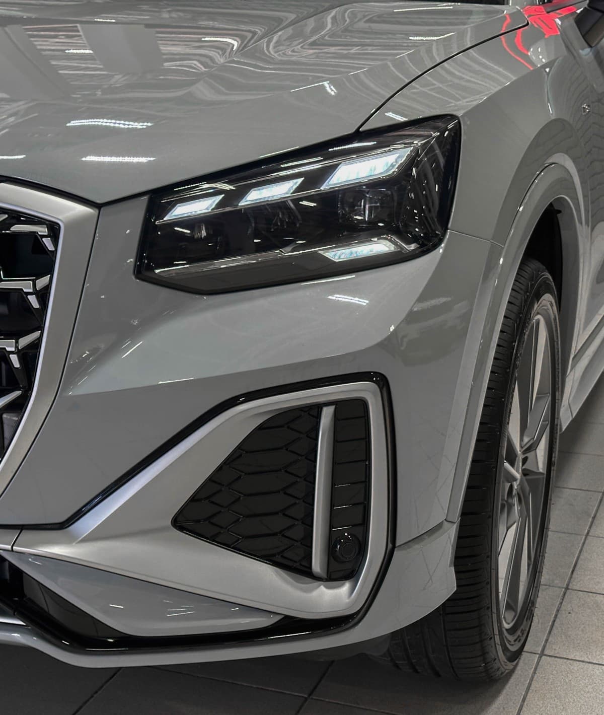 Audi Q2L - 4