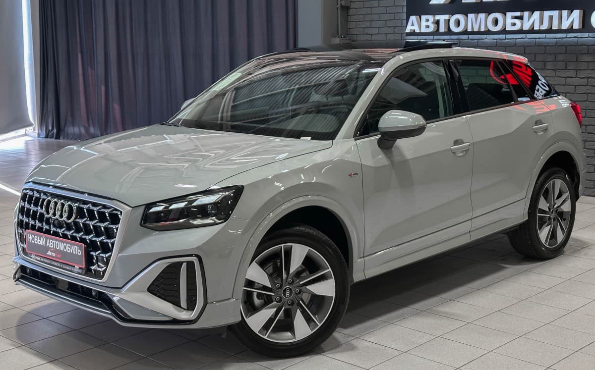 Audi Q2L - 5