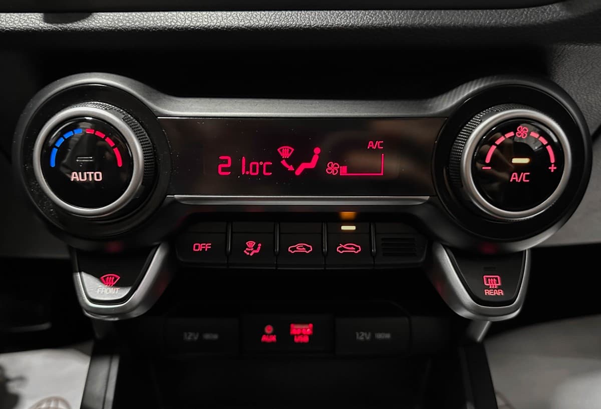 Kia Rio X-Line - фото 21